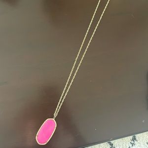 Kendra Scott - pink & gold pendant necklace